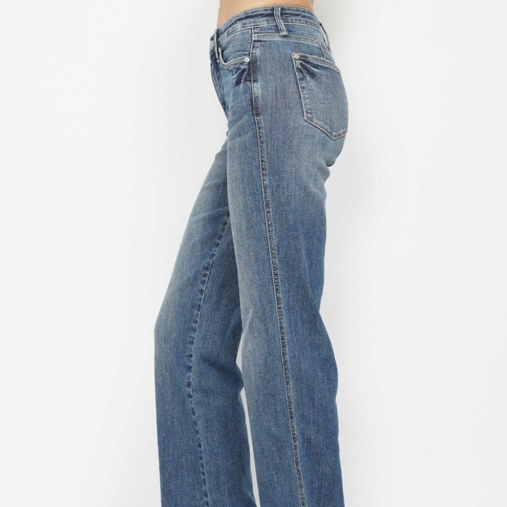 NWT Judy Blue Full Size Tummy Control Straight Jeans - Picture 3 of 4